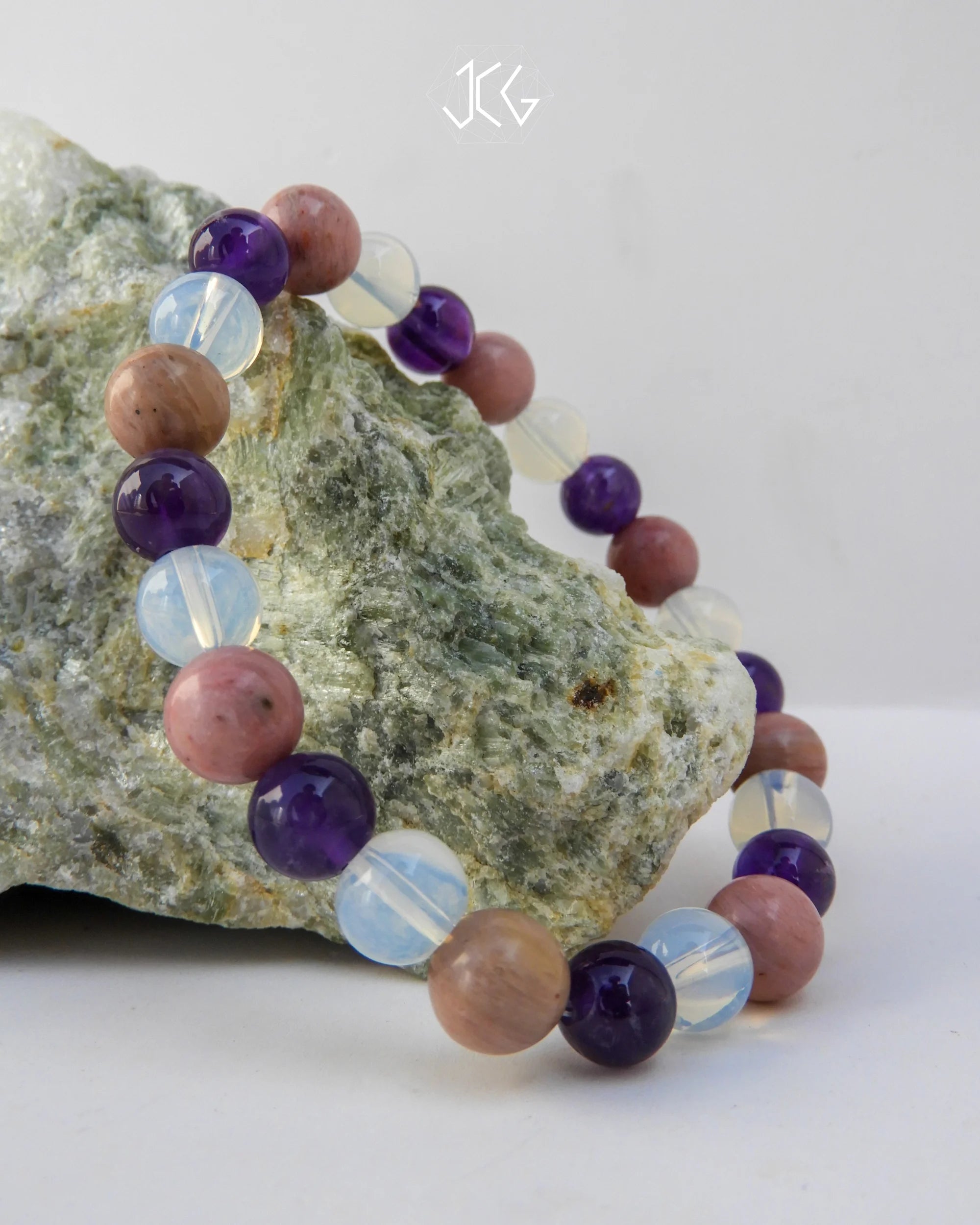 Libra (Tula) Zodiac Sign Bracelet 8mm